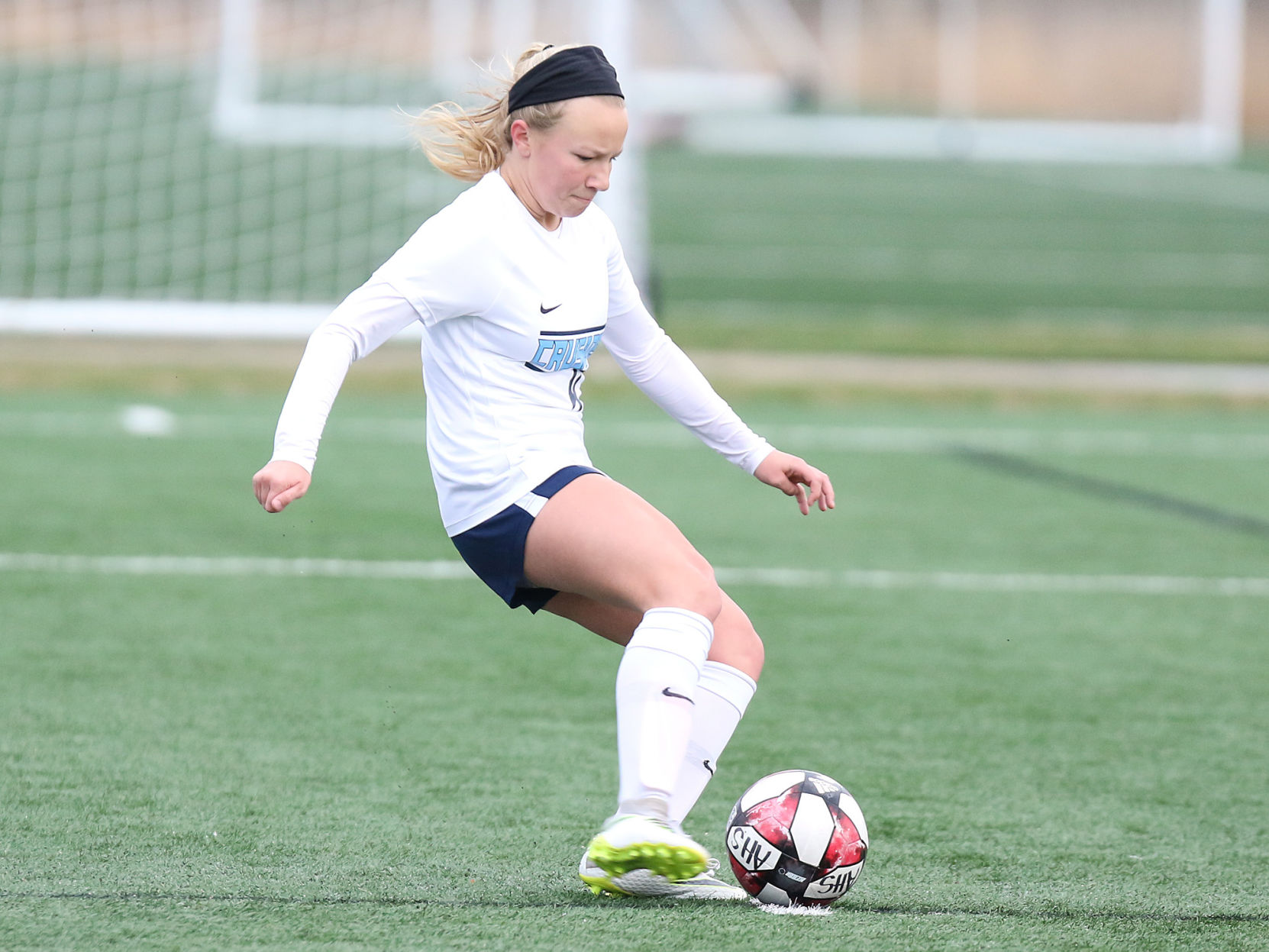 Alton vs. St. Dominic girls soccer